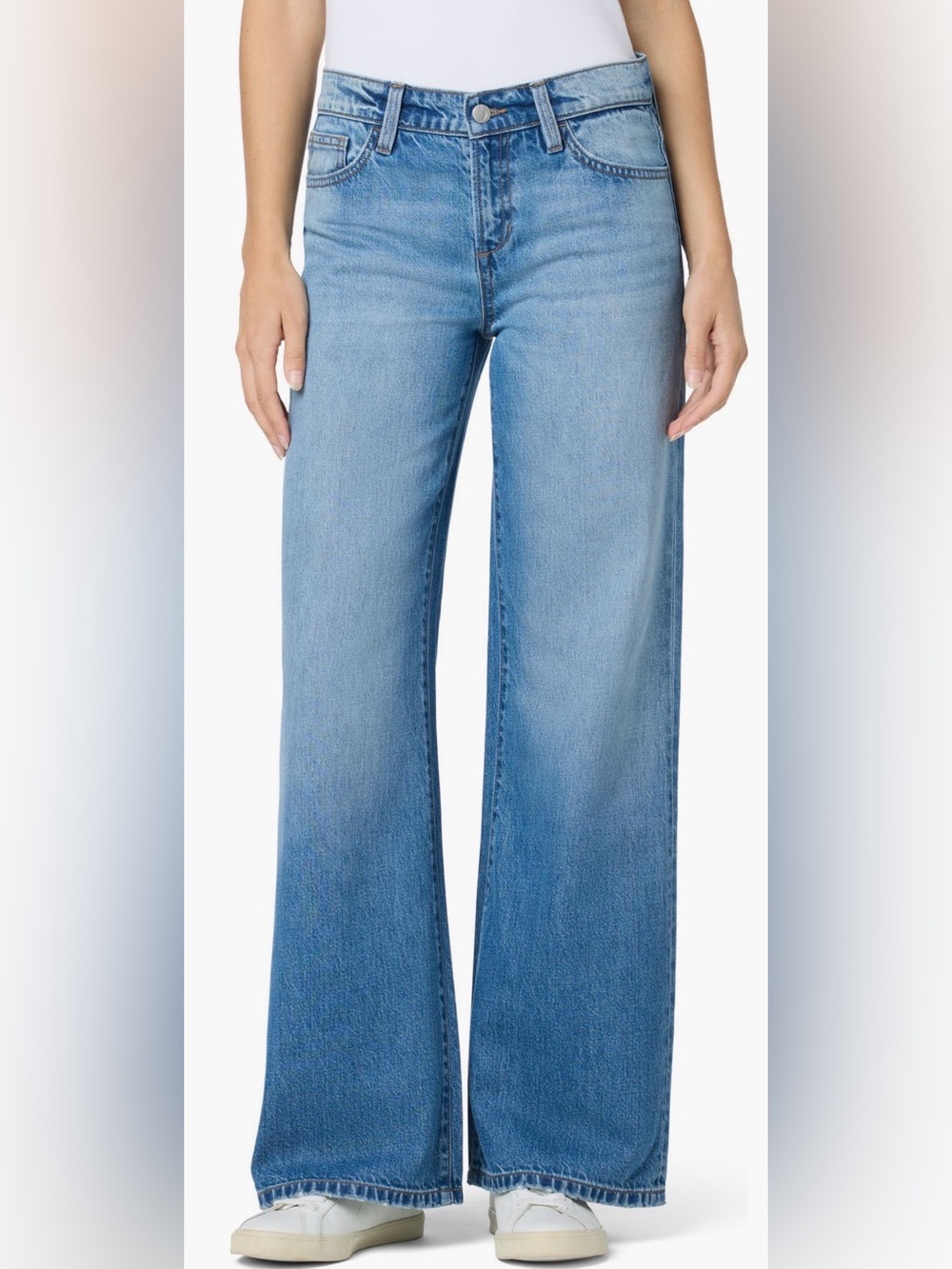 Joe’s Low-rise Wide Leg Jeans. Ladies 28.